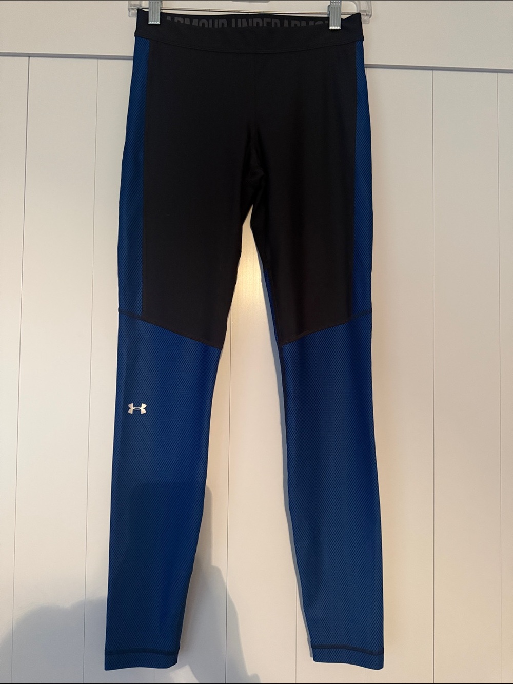 Under Armour Black and Blue Athletic Leggings
